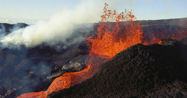 Дремлющие гиганты:  самые большие  и опасные вулканы